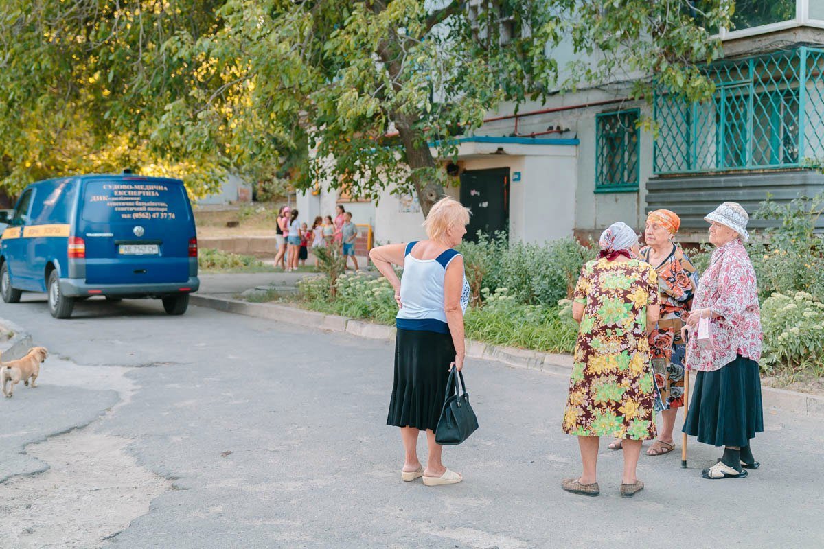 Очередной труп в закрытой квартире: умершая женщина лежала неделю 8