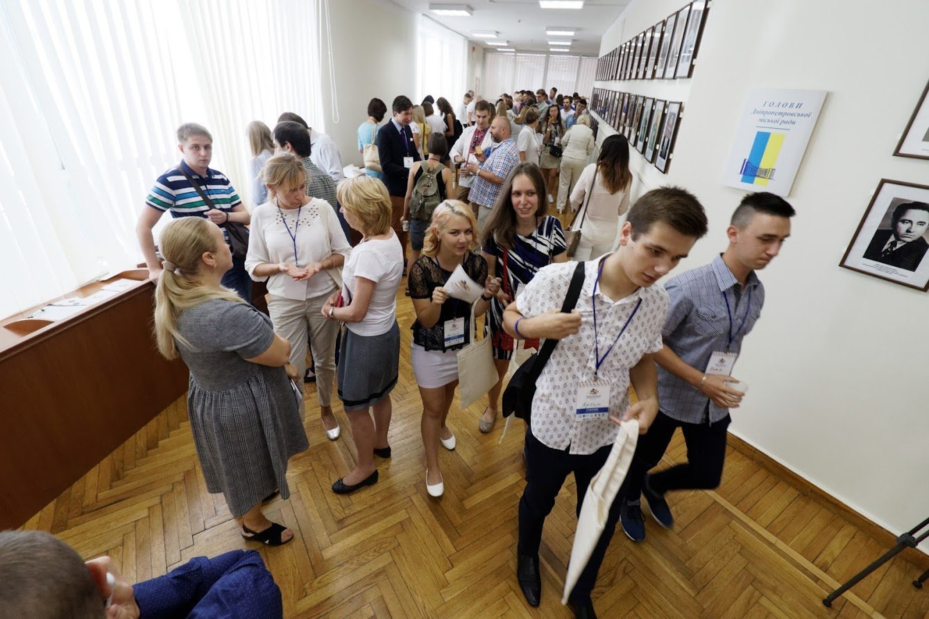 Участники Форума украинской молодежи диаспоры обсудили с экспертами привлечение инвестиций и развитие бизнеса в Украине 3