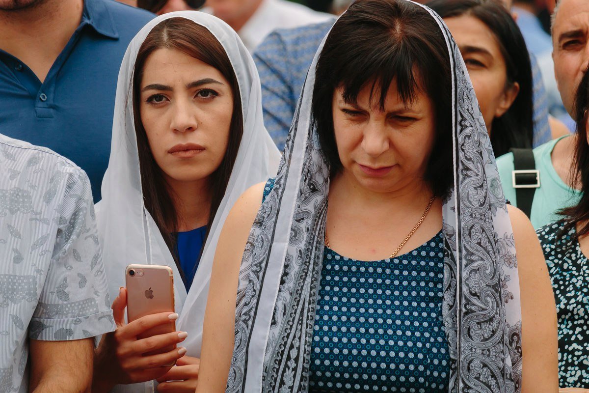 В Днепре епископ освятил кресты и колокола Армянской церкви 10