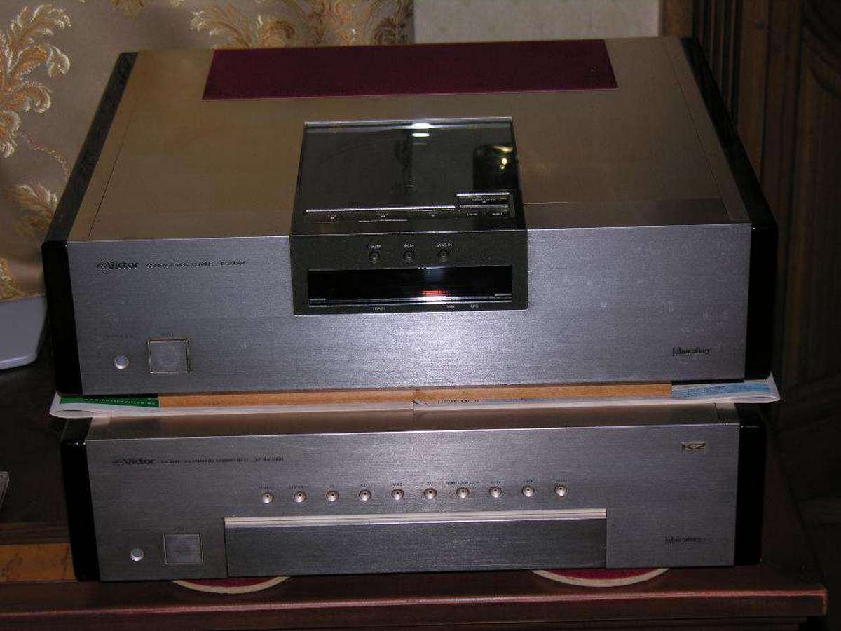 ТОП самых дорогих вещей в Днепре, которые можно купить в Интернете 10