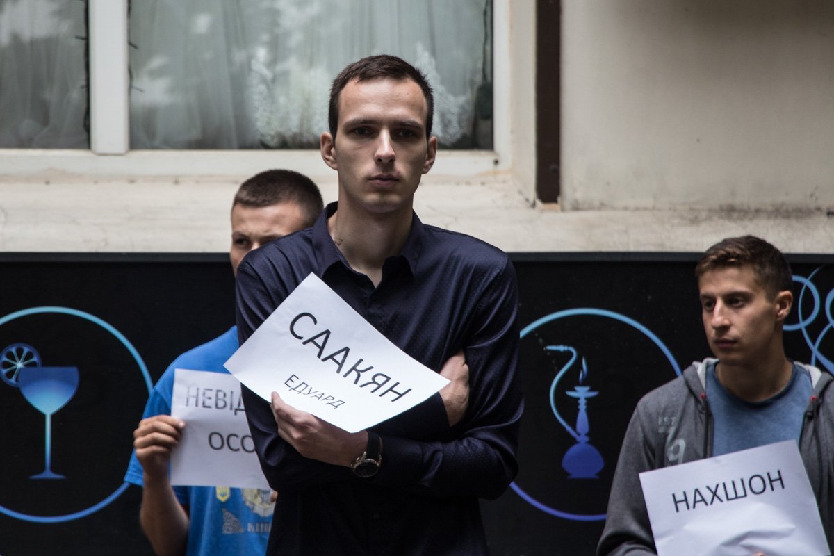 Ограждение и полиция: что происходит на проспекте Гагарина 3