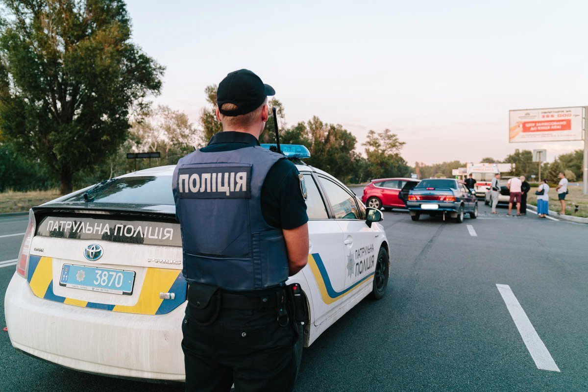 На Малиновского столкнулись Ford и ВАЗ 1