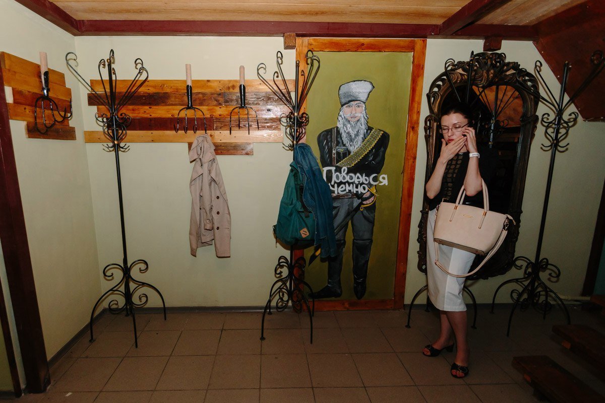 В Днепре украинский певец продал свой альбом за 3 тысячи гривен 8