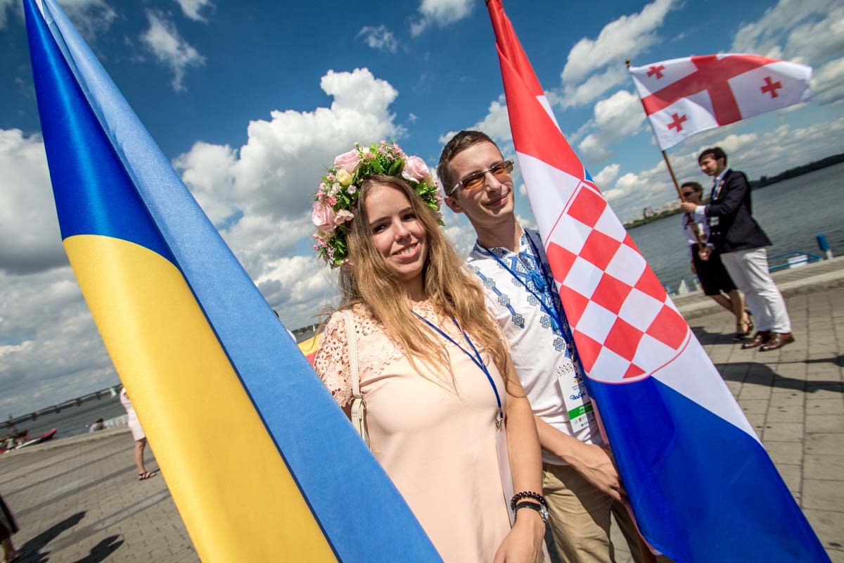 На Фестивальном причале провели международный флешмоб 4