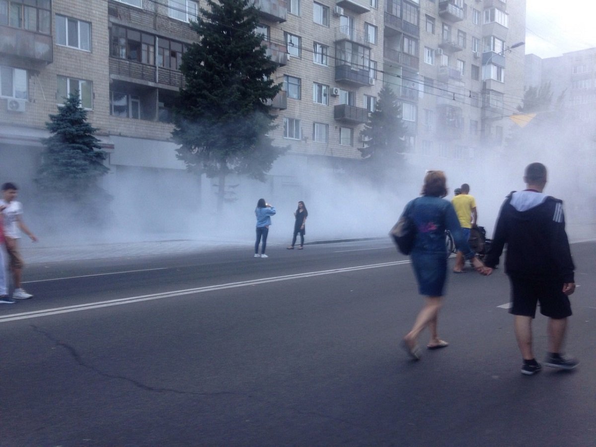 На Набережной во время празднования Дня Независимости взорвали огнетушитель 1