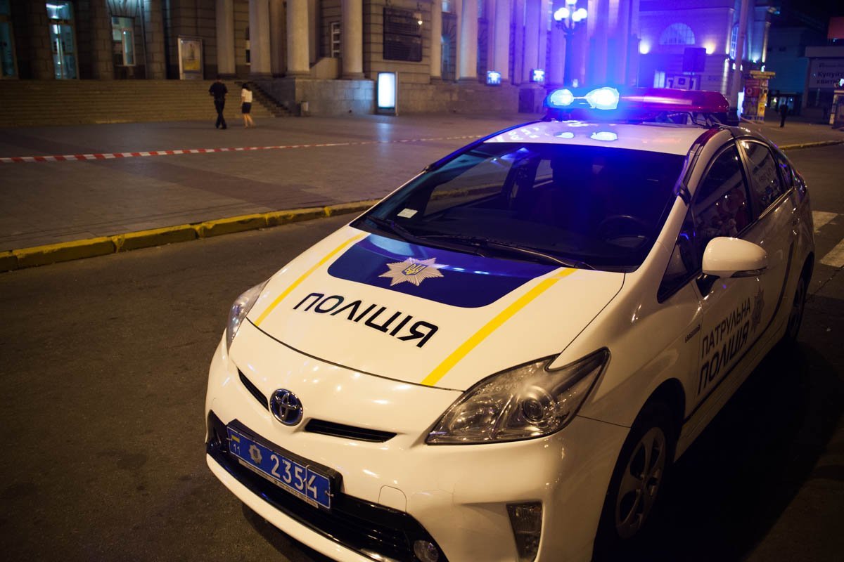 В Днепре заминировали два вокзала: из зданий эвакуировали работников и пассажиров 1