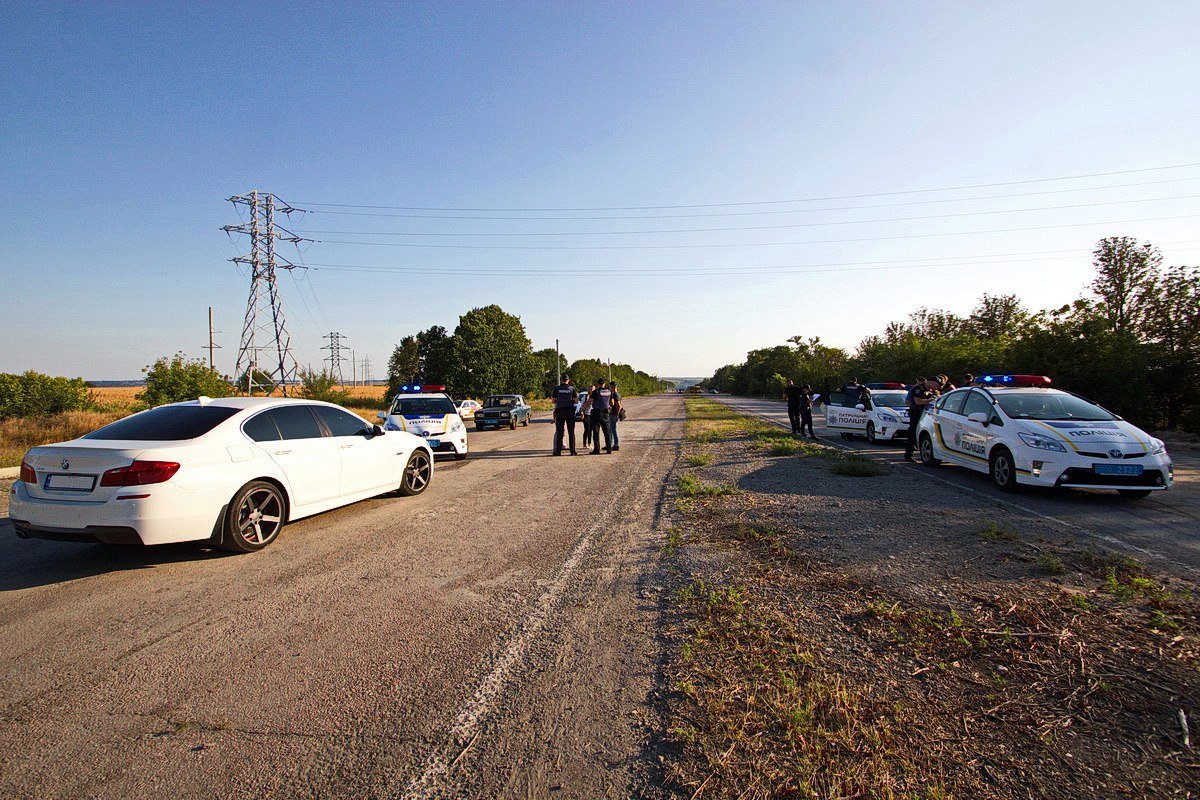 На Запорожском шоссе неизвестные на BMW похитили мужчину 1