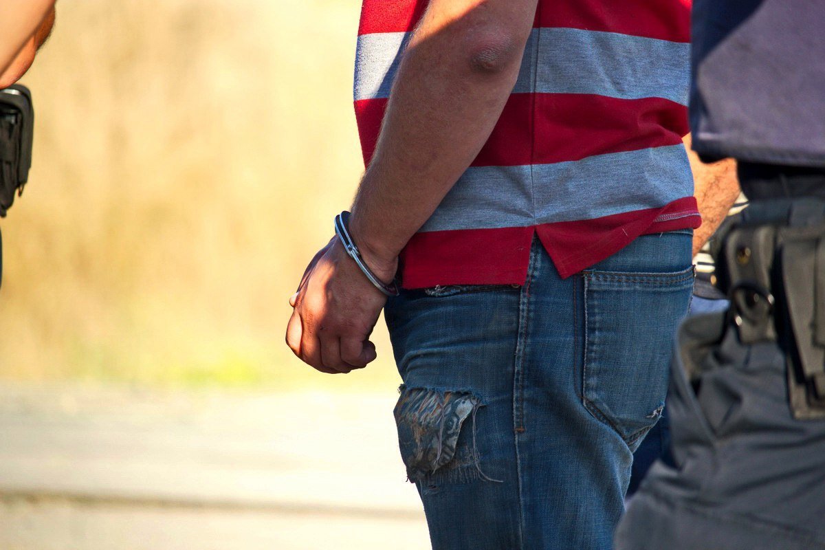 На Запорожском шоссе неизвестные на BMW похитили мужчину 6