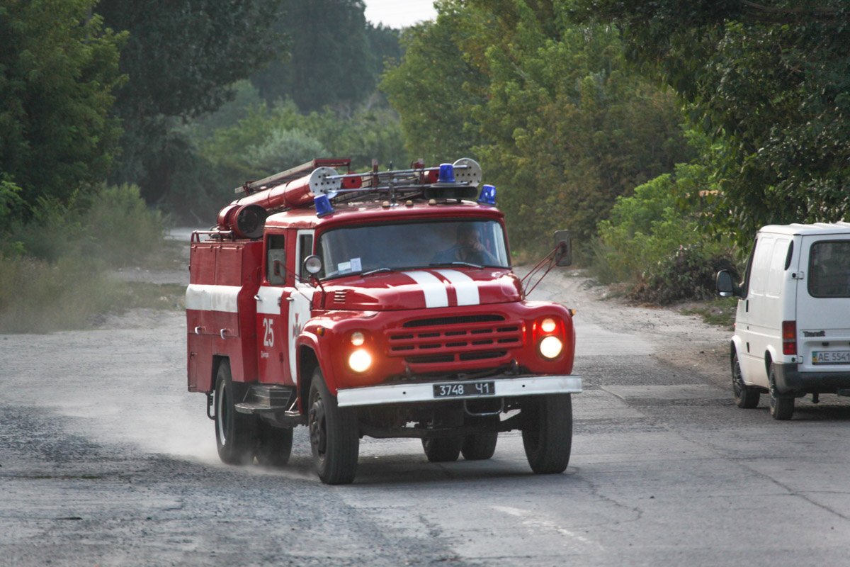 В Приднепровске на фабрике "Ласунка" горели фуры 7