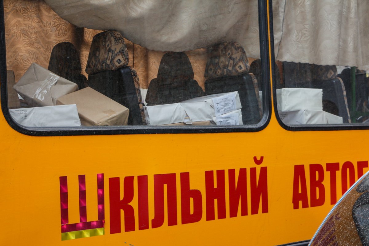 В центре Днепра у школьного автобуса отказали тормоза 3