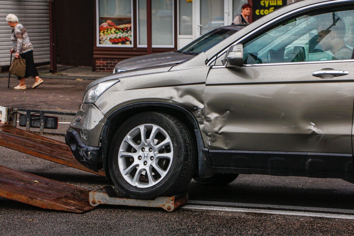 ДТП на Солнечном: Honda пыталась проскочить через магистраль 1