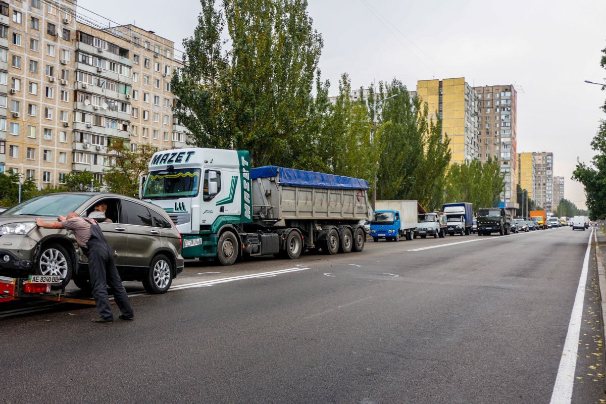 ДТП на Солнечном: Honda пыталась проскочить через магистраль 2