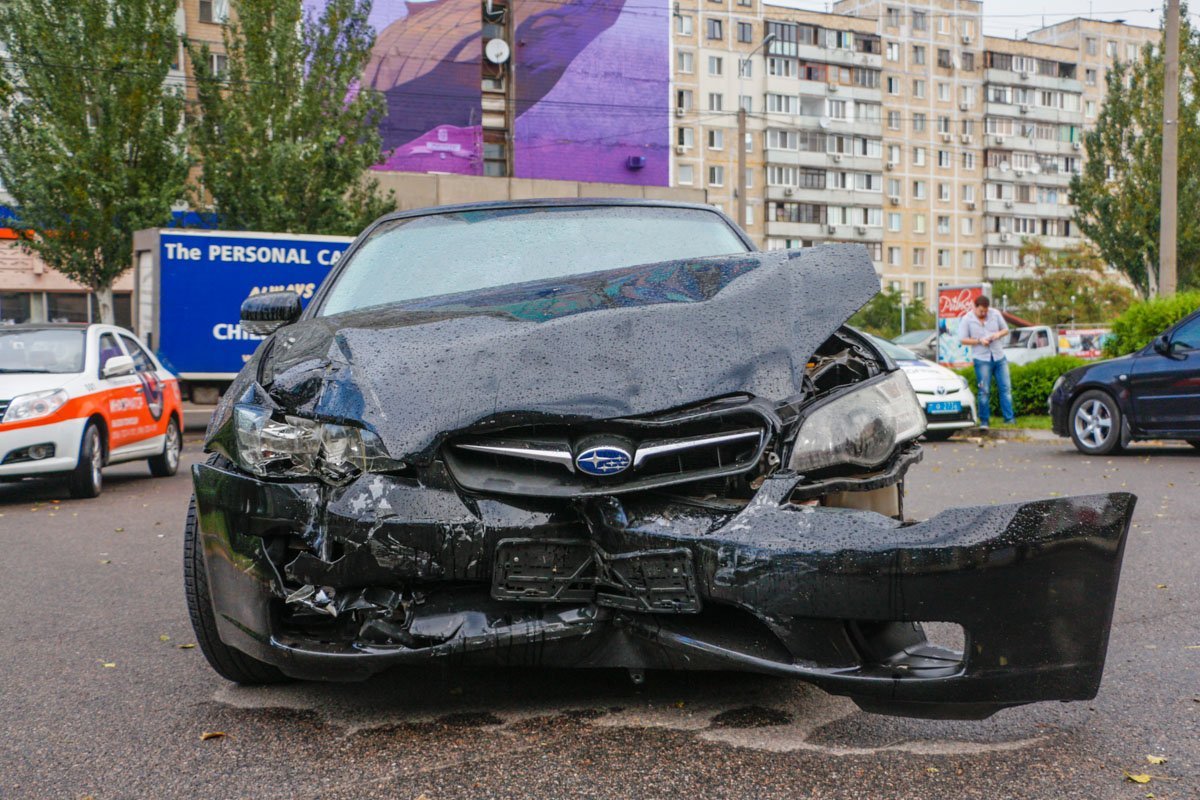 ДТП на Солнечном: Honda пыталась проскочить через магистраль 3