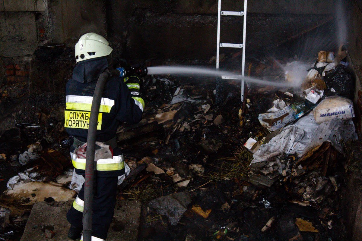 Возле завода Олейна произошел пожар 4