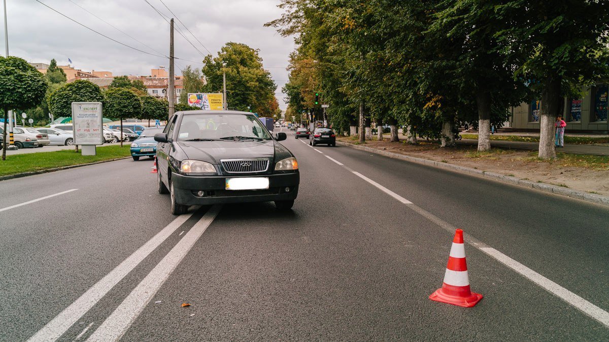 Не добежал: на Титова Chery сбил пешехода 4