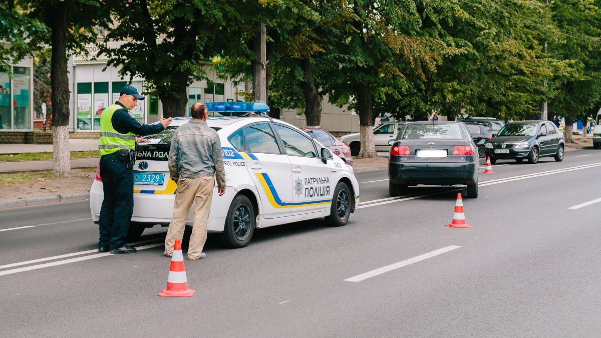 Не добежал: на Титова Chery сбил пешехода 6