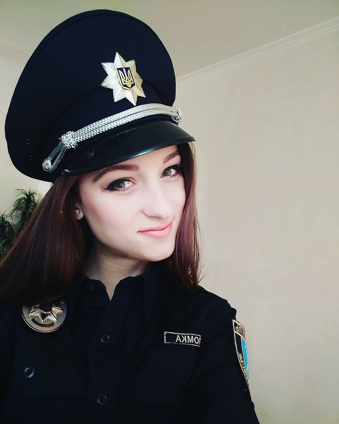 ТОП-10 самых красивых девушек-полицейских Днепра 12