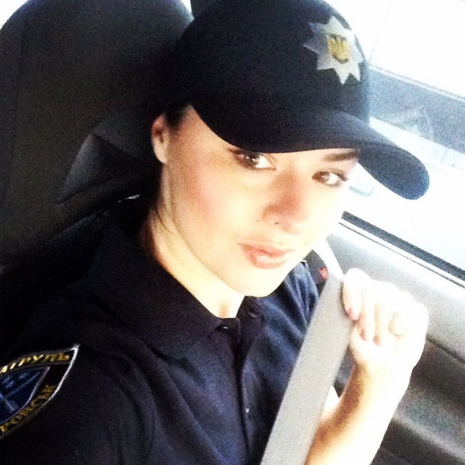 ТОП-10 самых красивых девушек-полицейских Днепра 23