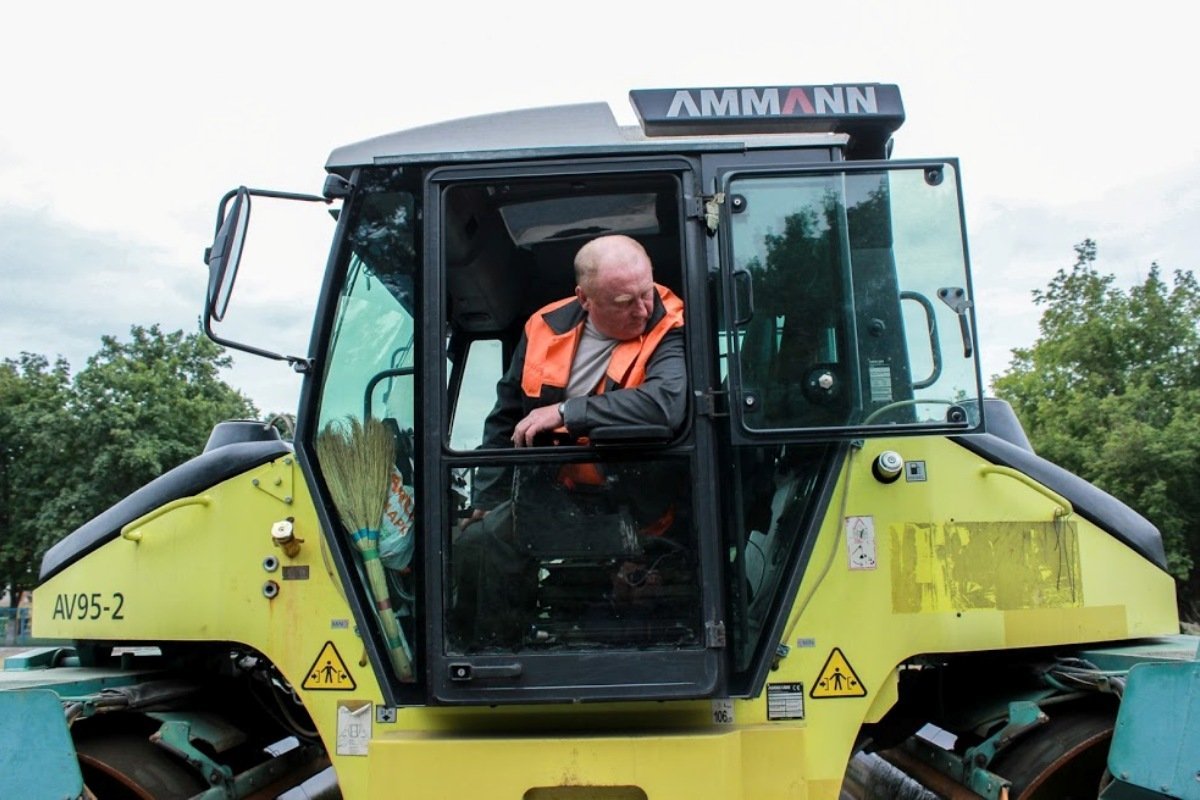 Завершується ремонт чергової ділянки траси Дніпро-Решетилівка, – Валентин Резніченко 3