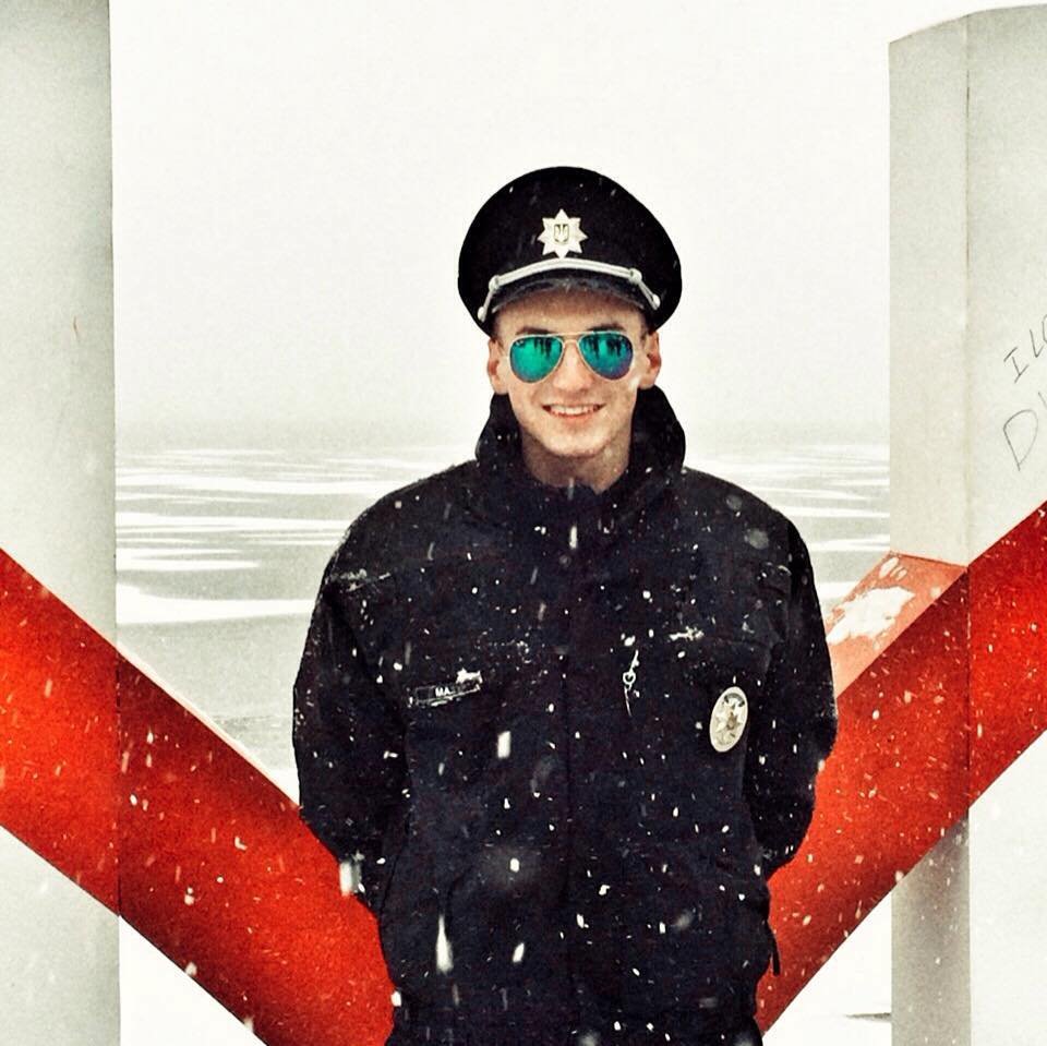 ТОП-10 самых привлекательных парней-полицейских Днепра 3