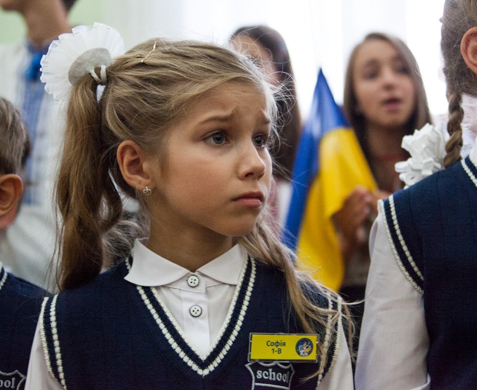 Песни, танцы и зевающие первоклашки: как отметили 1 сентября в школе №23 10