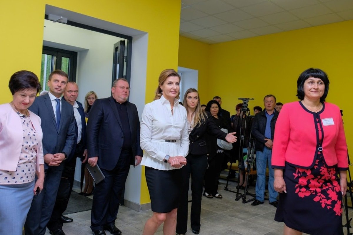 У Петриківській школі відкрили першу в Україні ресурсну кімнату для особливих дітей – Валентин Резніченко 2