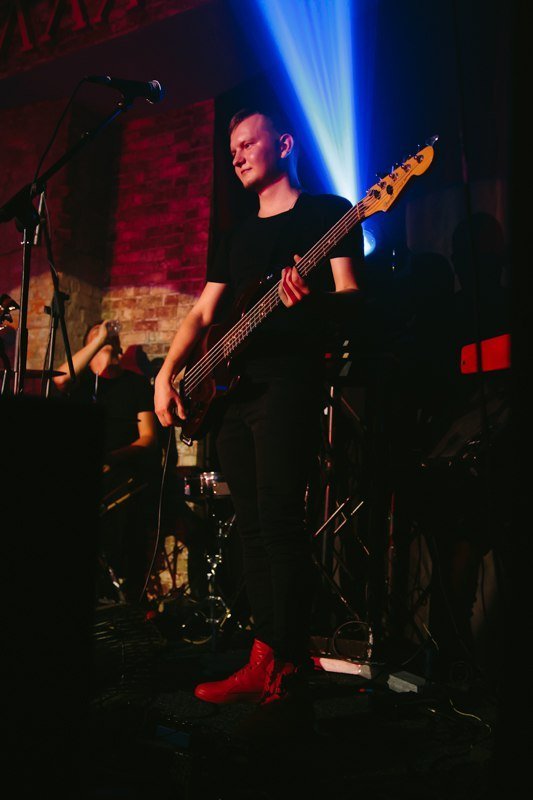 Лирика и драйв: в Днепре состоялся концерт группы Натолич 3