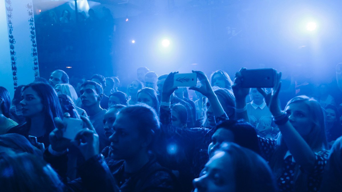 Лирика и драйв: в Днепре состоялся концерт группы Натолич 7