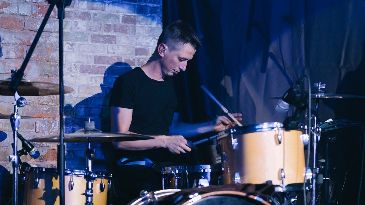 Лирика и драйв: в Днепре состоялся концерт группы Натолич 11