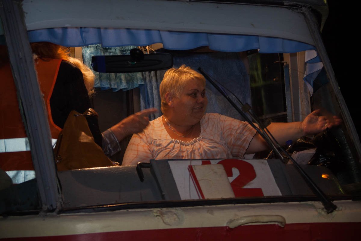 На Богдана Хмельницкого Таврия врезалась в Kia: есть пострадавший 9