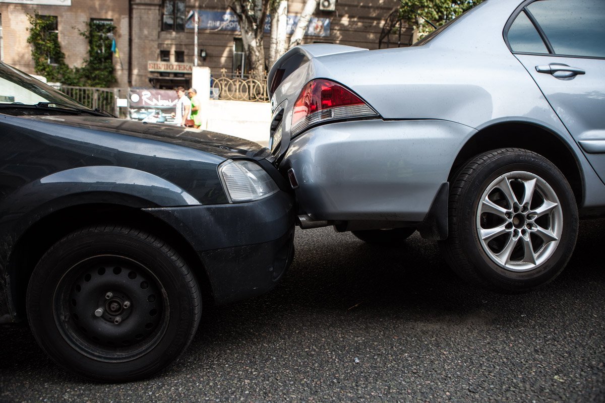 ДТП на Крутогорном спуске: у рефрижератора отказали тормоза 2