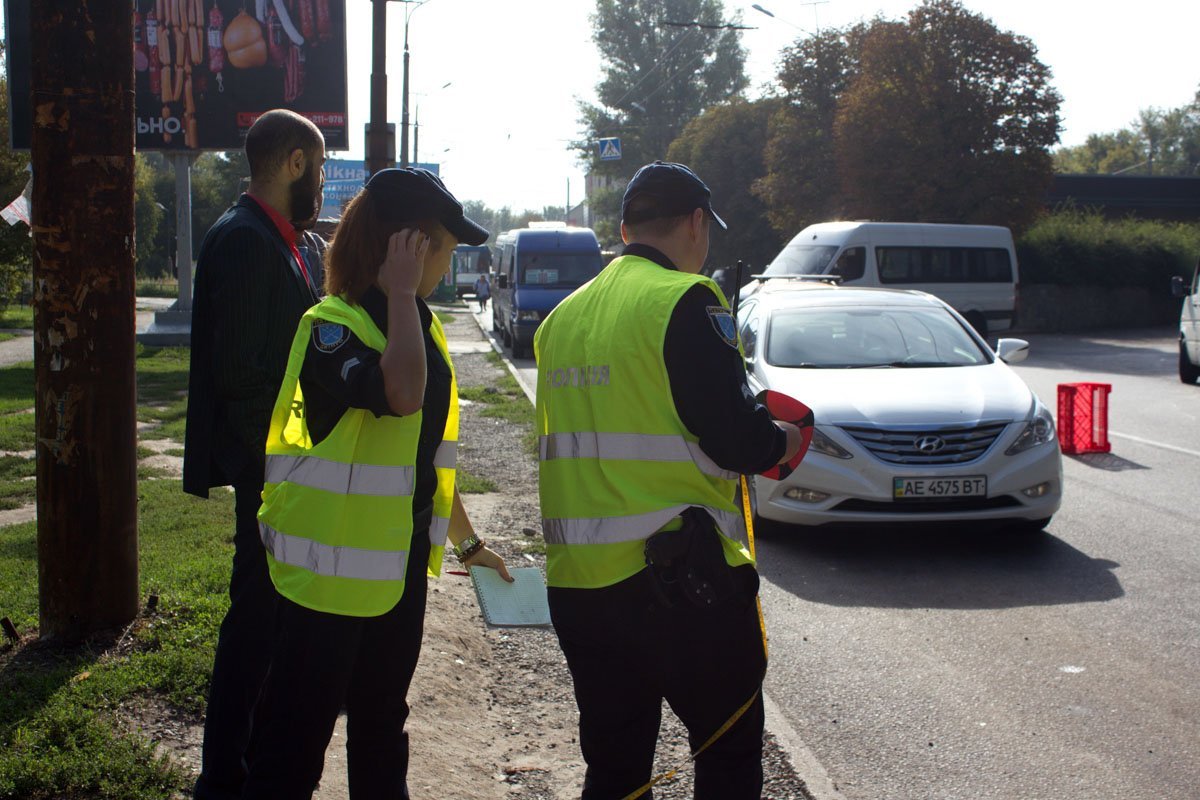На Паникахи грузовик въехал в маршрутку: повреждены 4 машины 7