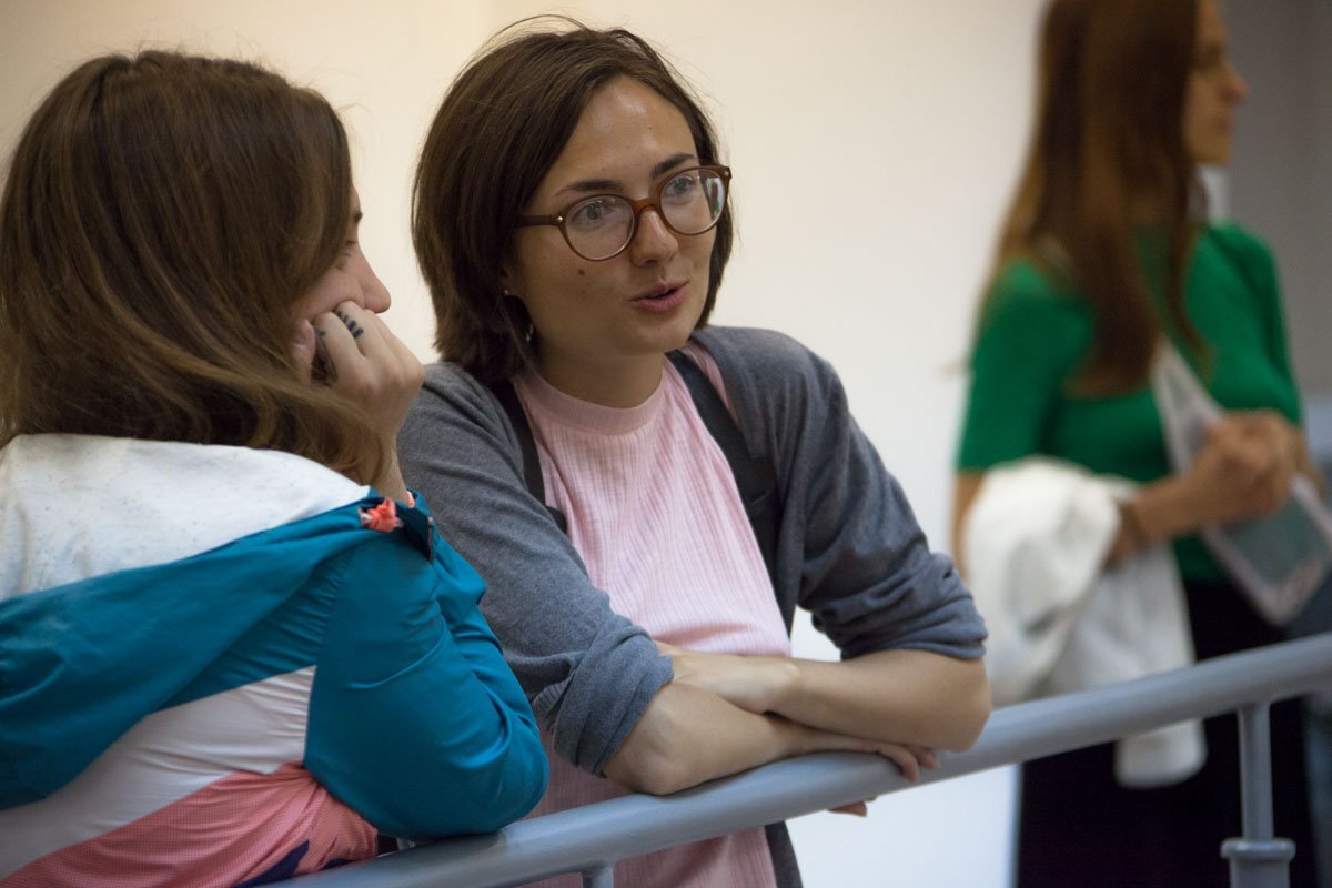 Пометки кровью и самозашивание в кокон: в центре Днепра показали перформансы 7