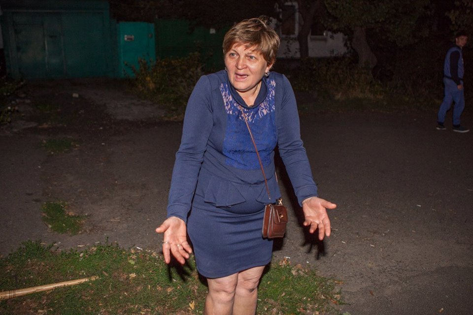 В Днепре пьяная компания жестоко избила таксиста из-за детской коляски 2