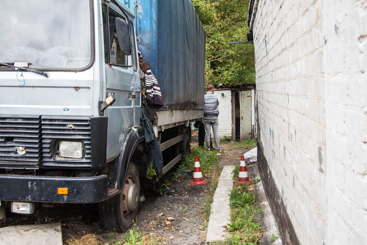 На Тополе старую трубу перепутали с боеприпасом времен войны 3