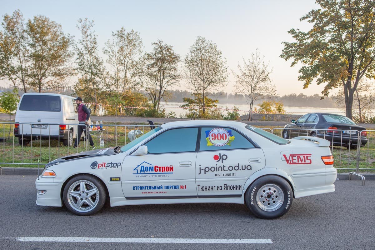 Праздничное утро: как Днепр готовится ко Дню города 8