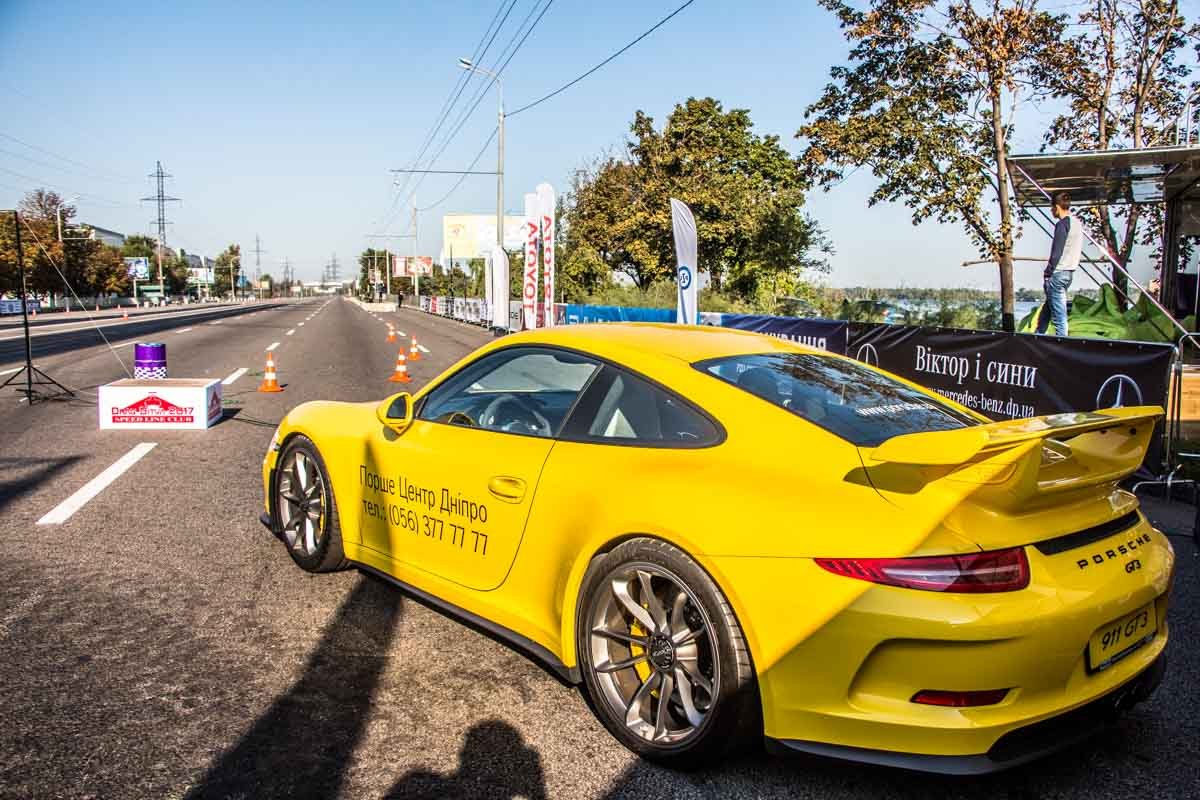 Скорость, тюнинг и драйв: в Днепре стартовали гонки Drag bitva-2017 2