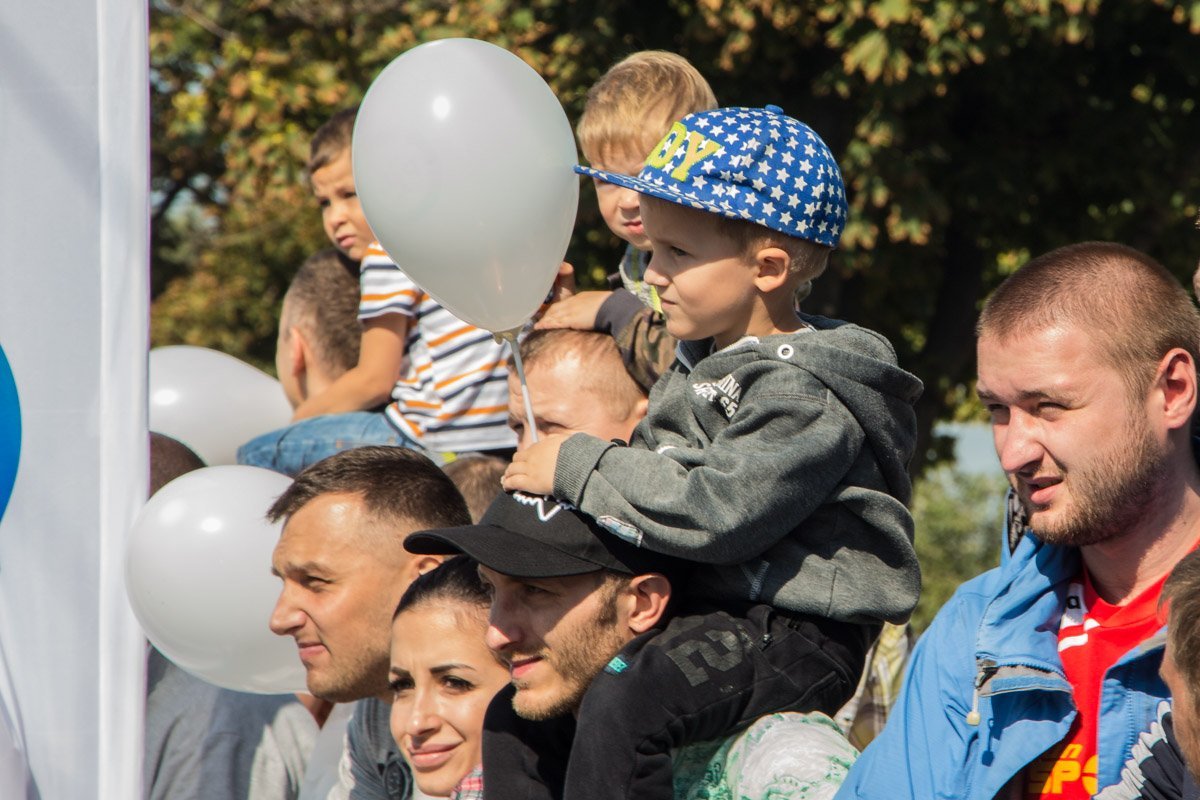 Скорость, тюнинг и драйв: в Днепре стартовали гонки Drag bitva-2017 18