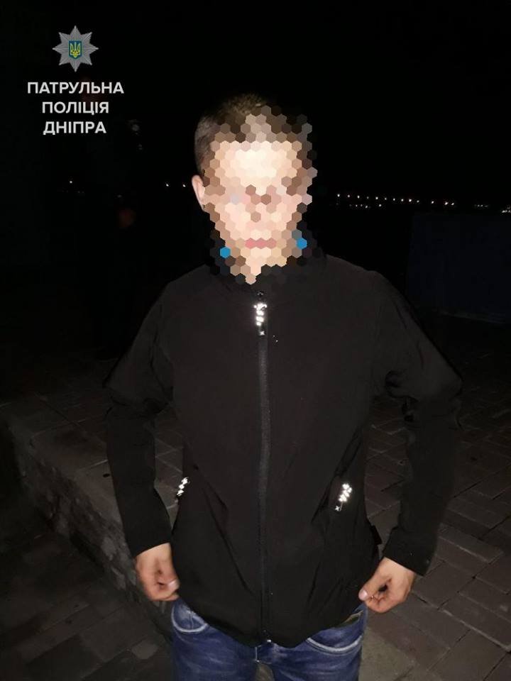 По горячим следам: патрульные Днепра поймали грабителей сразу после преступления 2