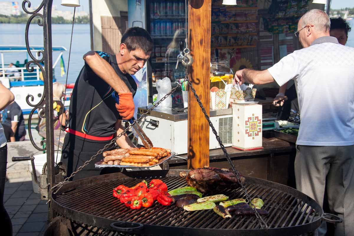 Фестиваль еды в Днепре: что поесть и что попить 1
