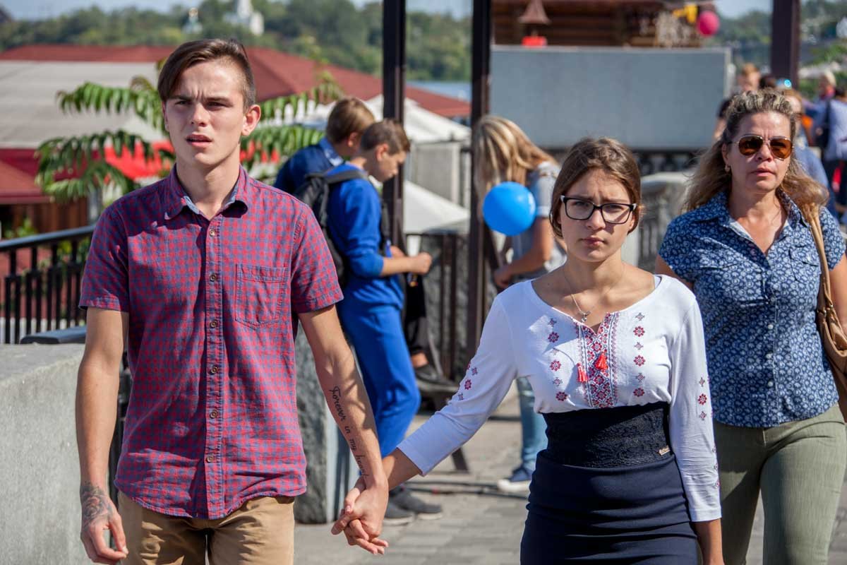 Информатор вышел «на охоту» в Днепре: ищите себя на фотографиях 8