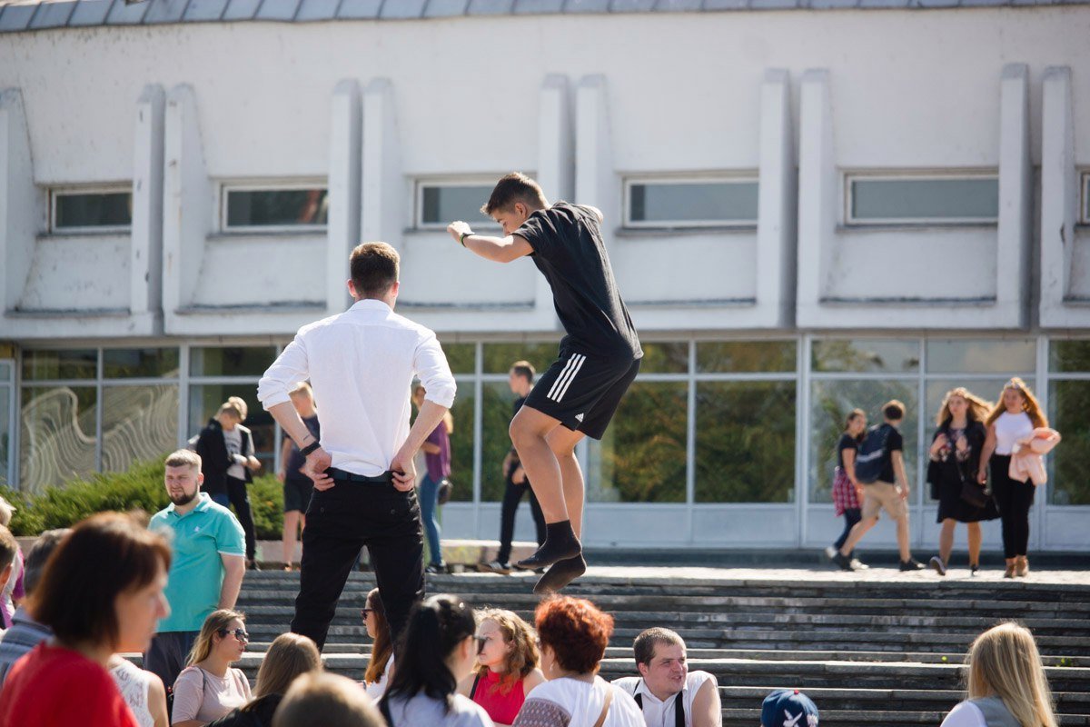 Информатор вышел «на охоту» в Днепре: ищите себя на фотографиях 16