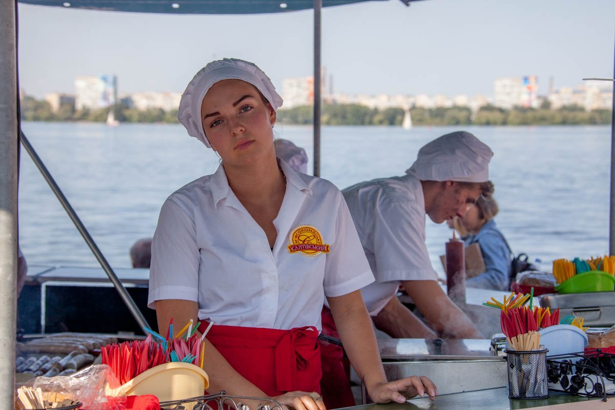 Информатор вышел «на охоту» в Днепре: ищите себя на фотографиях 46