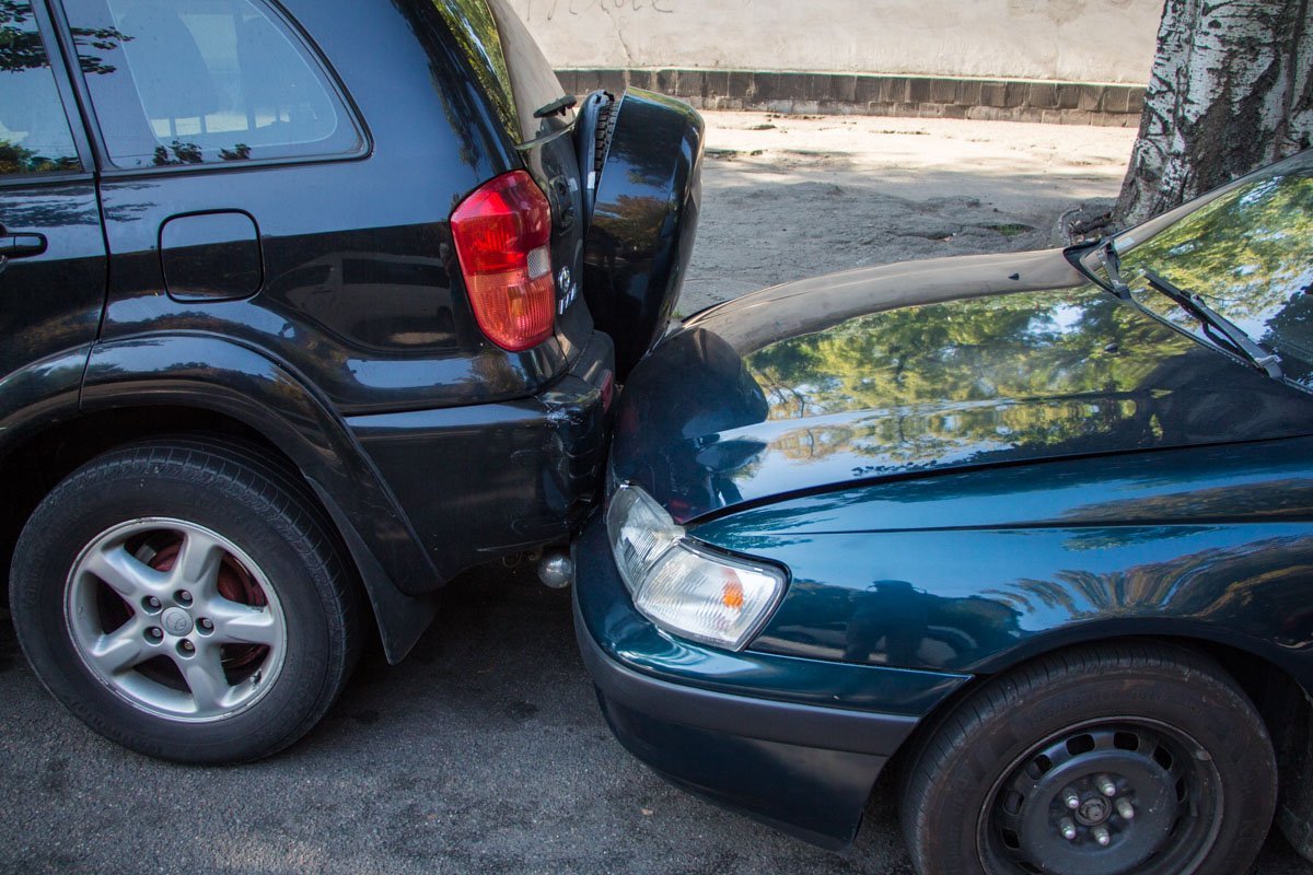 ДТП в центре Днепра: столкнулись пять автомобилей 7