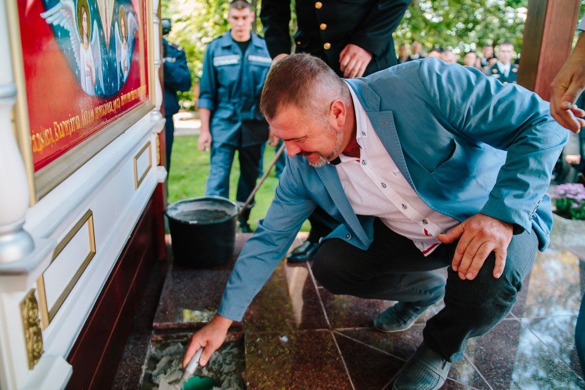 В Днепре спасателей поздравили с профессиональным праздником 19