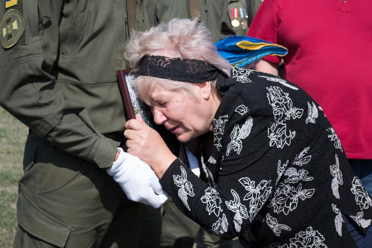 В Днепре почтили память недавно опознанных бойцов АТО 7