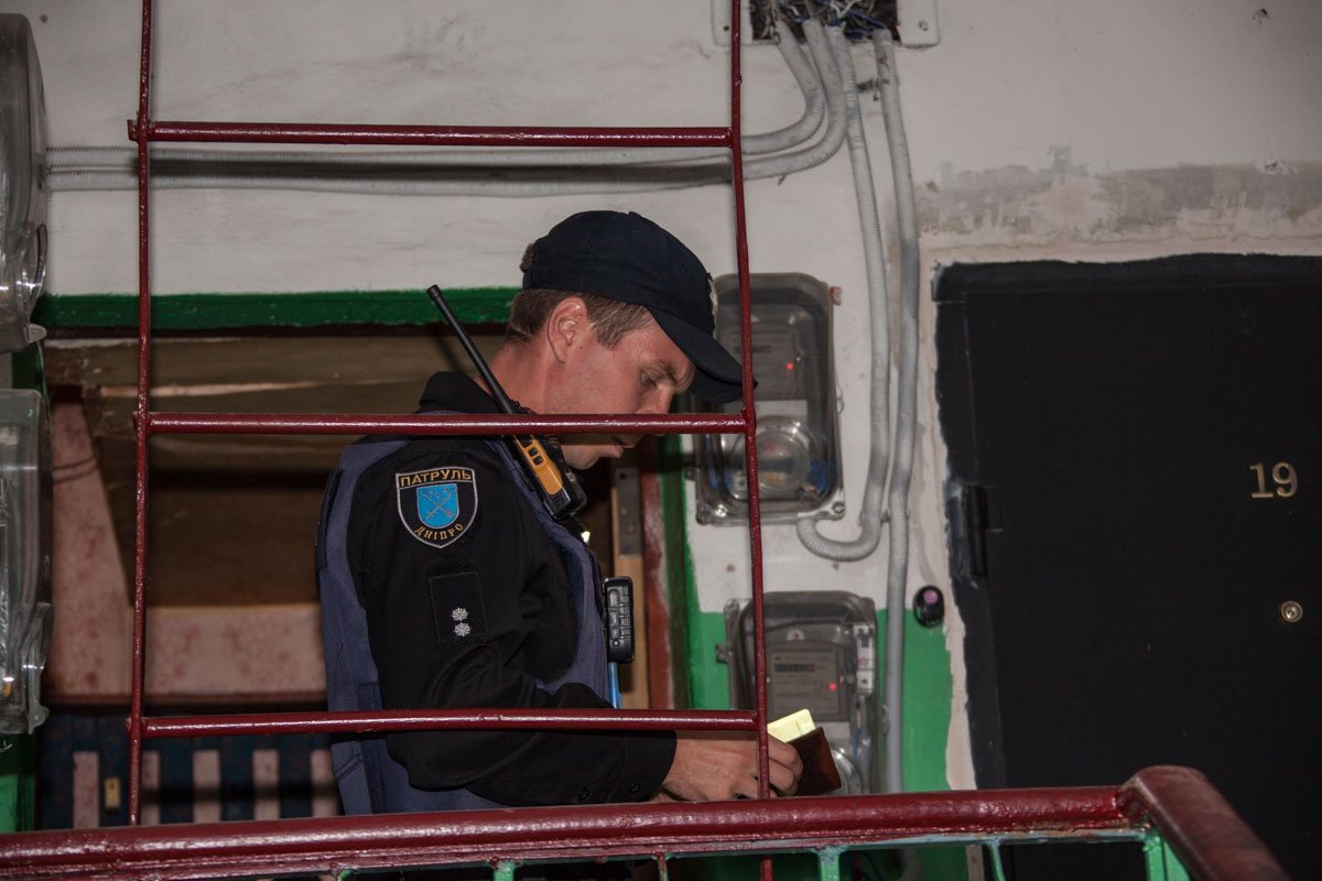 Ножом в грудь: около автовокзала убили мужчину 1