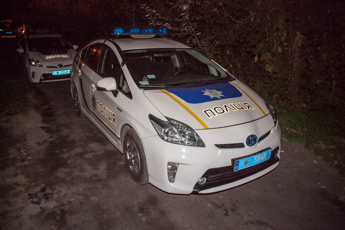 На Красном Камне неизвестные хотели захватить парковку 3