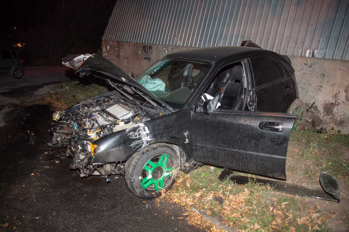 ДТП в Днепре: мужчина на Subaru Impreza разбился насмерть 2