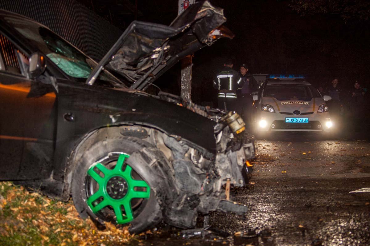 ДТП в Днепре: мужчина на Subaru Impreza разбился насмерть 6